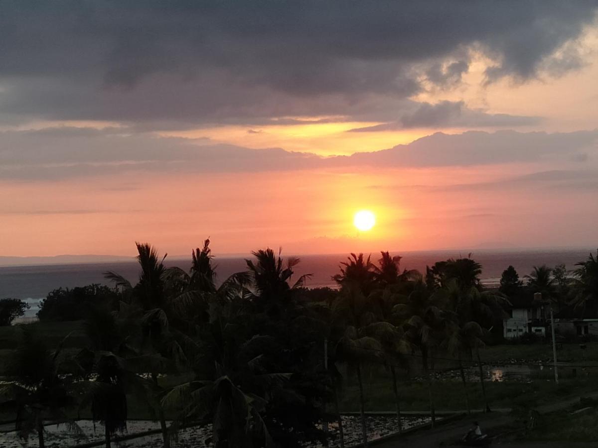 Medewi Beach View Villa Jembrana  Exterior photo